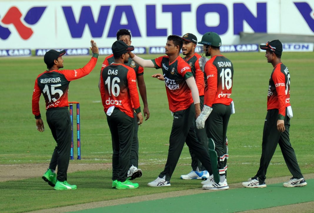 বোলাররা গড়ে দেন জয়ের ভীত